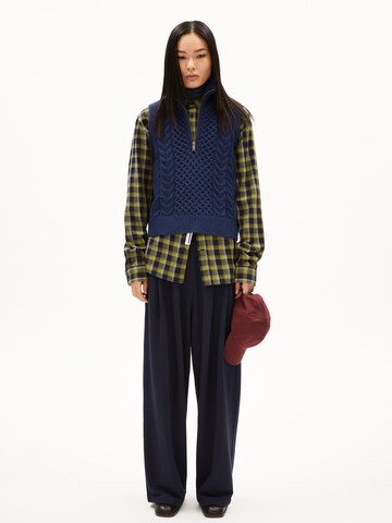 Pull-over ' OLAIAAS CABLE ' ARMEDANGELS en bleu