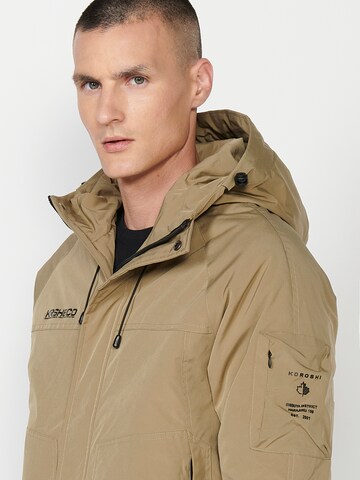 KOROSHI Between-Season Jacket in Green