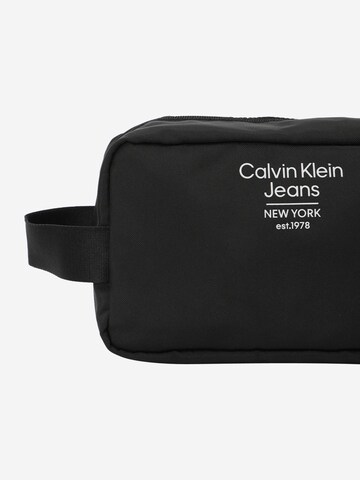 Calvin Klein Jeans Laundry Bag in Black