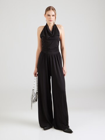 Tuta jumpsuit 'Paulina' di ABOUT YOU in nero