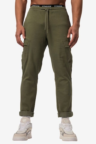 STHUGE Regular Pants in Green: front