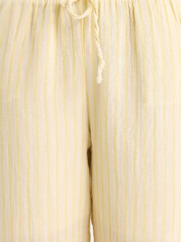 Completo pantalone di Bianco Lucci in giallo