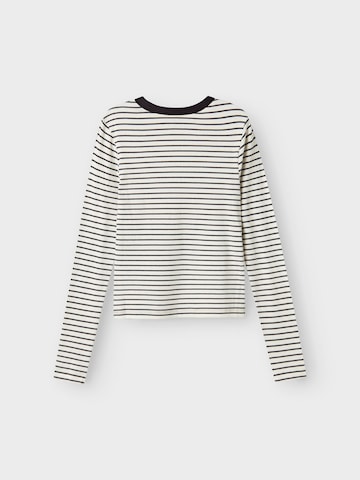 NAME IT - Camiseta en gris