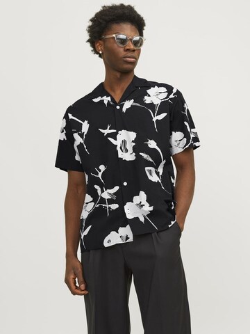 JACK & JONES Comfort Fit Πουκάμισο 'Palma Resort' σε μαύρο: μπροστά