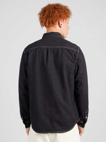 Carhartt WIP Regularny krój Koszula 'Weldon' w kolorze czarny