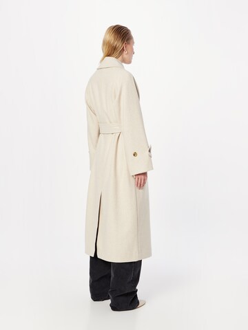 Manteau mi-saison minimum en beige