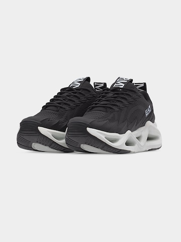 EA7 Emporio Armani Matalavartiset tennarit värissä musta