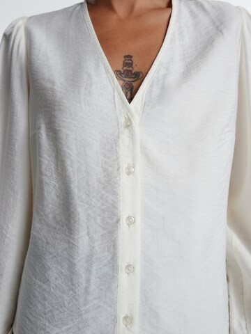 EDITED - Blusa 'Marah' en blanco