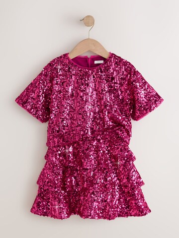 Next Set in Pink