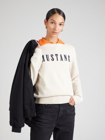 MUSTANG Pullover 'SILAS' in Weiß: Vorderseite