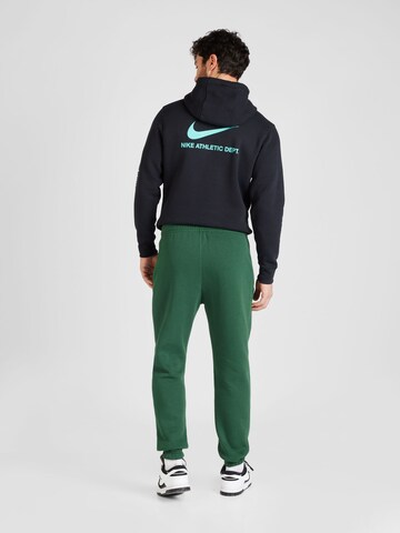 Nike Sportswear Zúžený Kalhoty 'CLUB FLEECE' – zelená