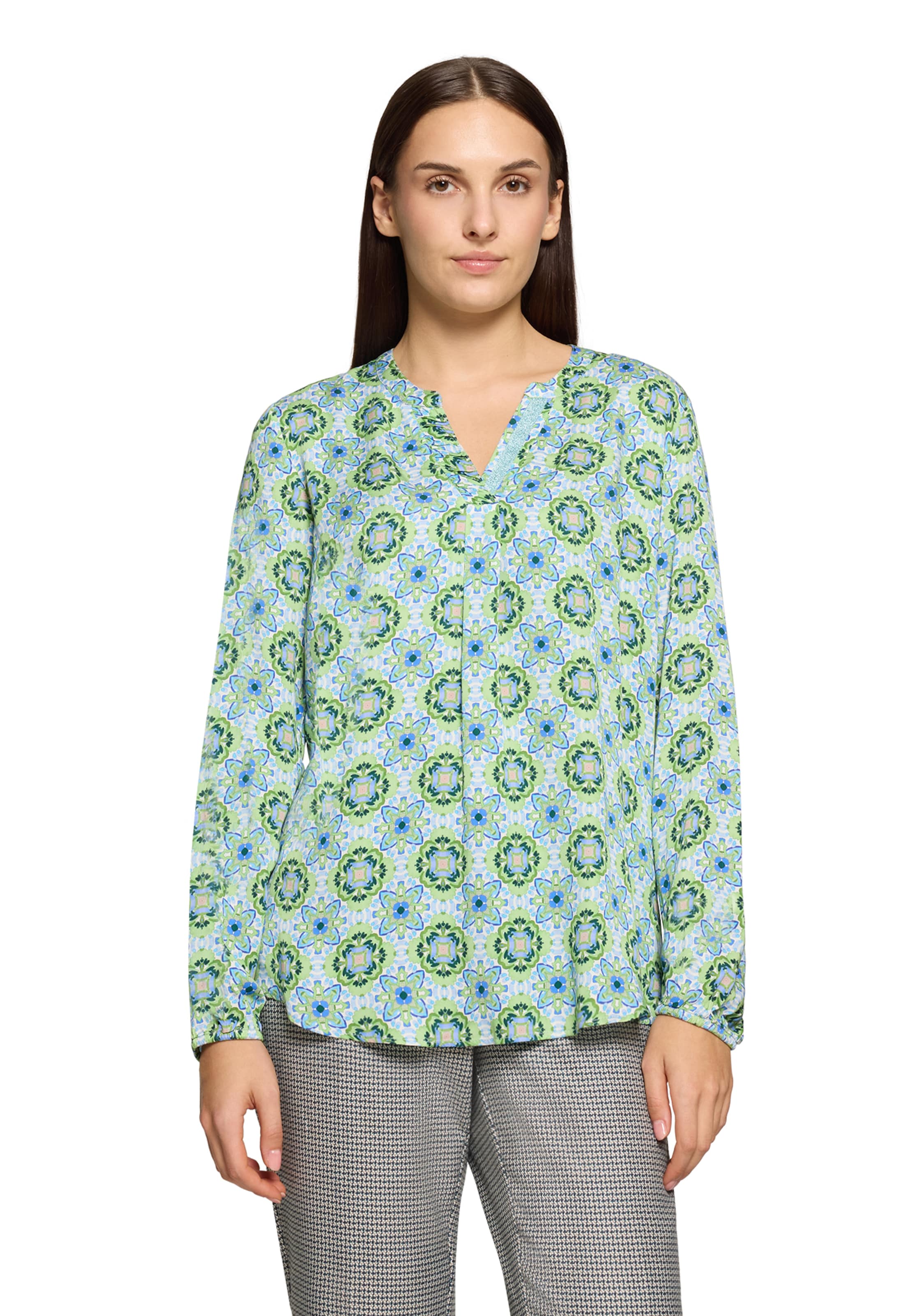 Cartoon Blouse in Green: front
