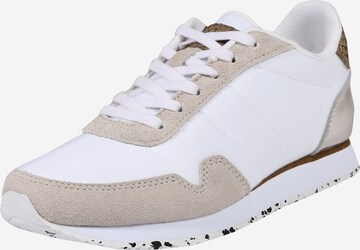 Sneaker bassa 'Nora III' di WODEN in bianco: frontale