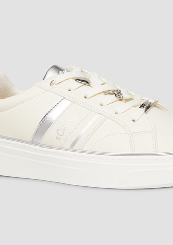 s.Oliver Sneaker in Beige