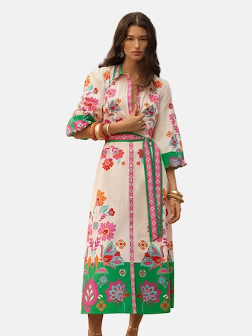 Robe-chemise love & roses en mélange de couleurs : devant