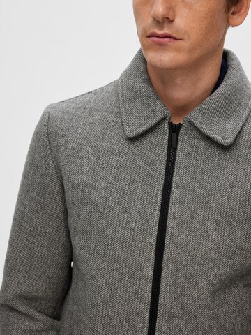 SELECTED HOMME Between-Season Jacket 'Filip' in Grey