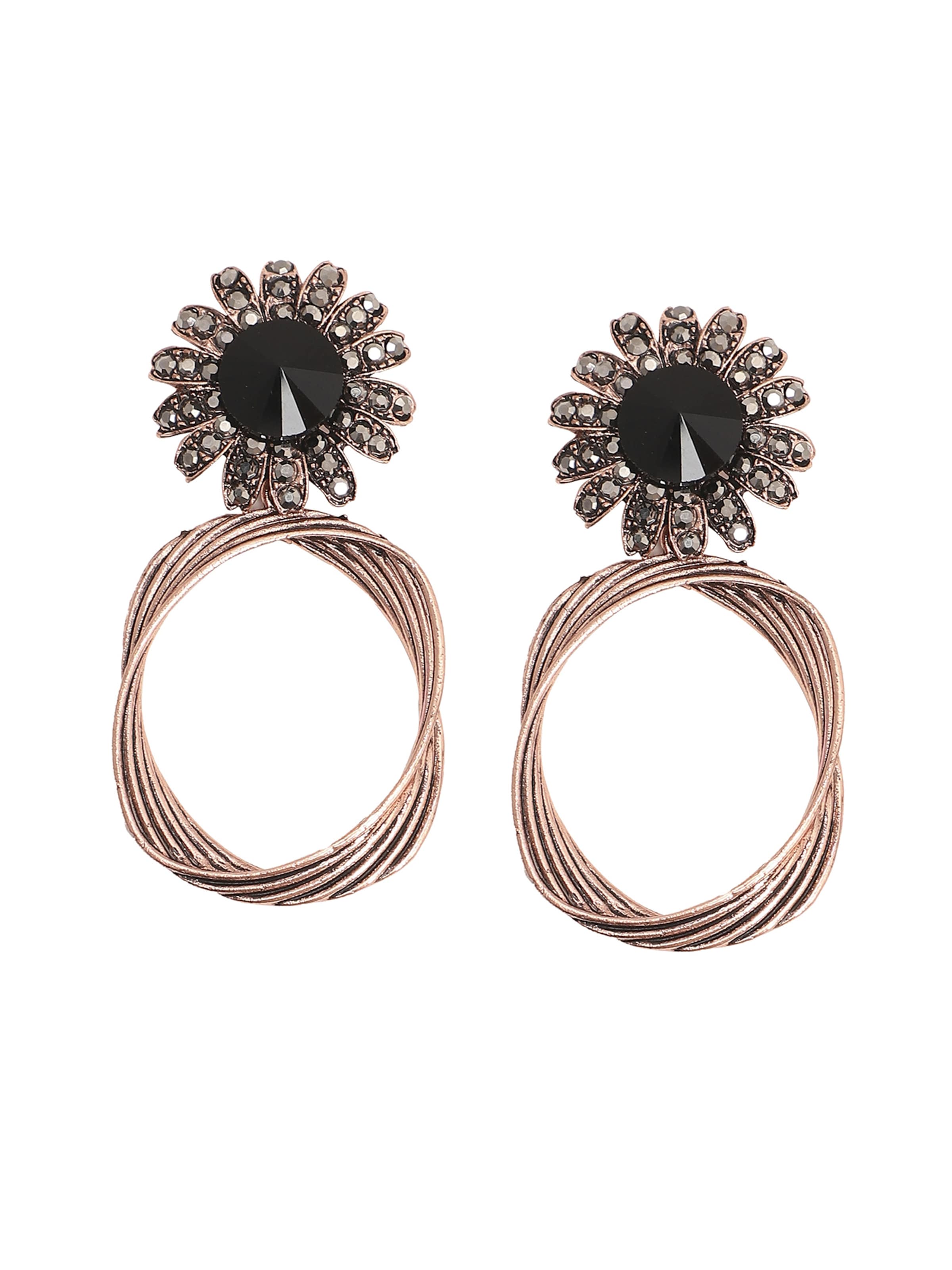 SOHI Oorbellen 'Keelan' in Goud: voorkant