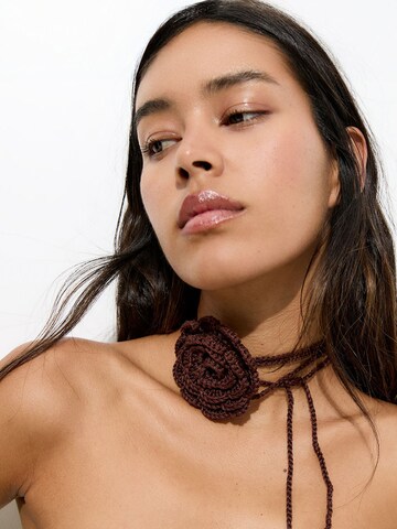 Pull&Bear Ketting in Bruin: voorkant
