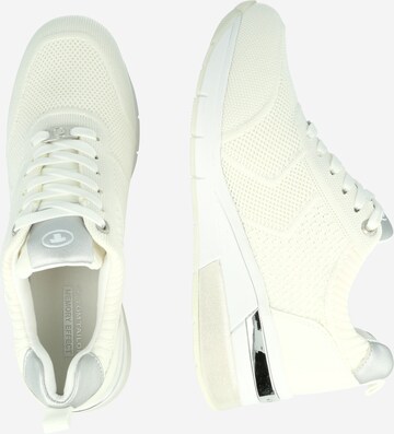 Baskets basses TOM TAILOR en blanc