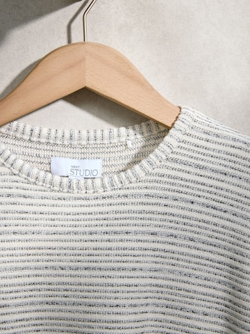 Next Leisure suit in Beige