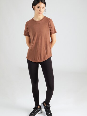 T-shirt fonctionnel 'Vanja' Hummel en marron