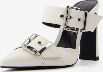 Mule Bershka en blanc : devant