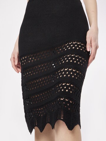 Urban Classics Skirt in Black