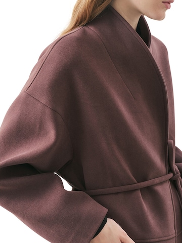 MANUKA Between-seasons coat in Purple