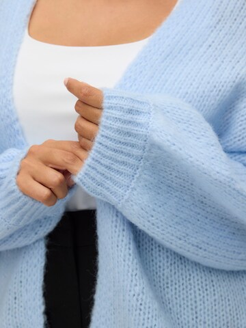 Vero Moda Curve Knit cardigan 'VMMaybe' in Blue