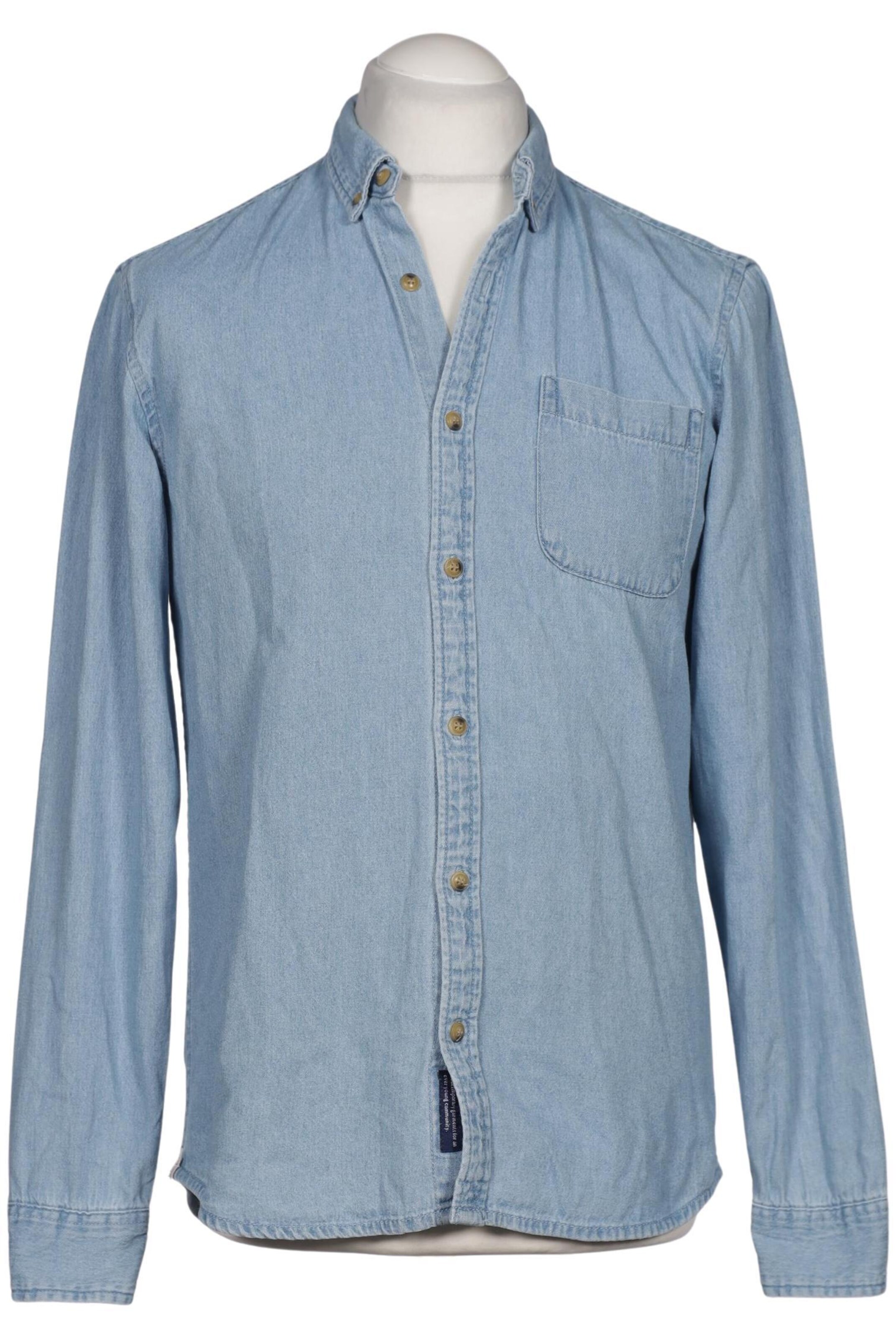 Pull&Bear Button Up Shirt in M in Blue: front