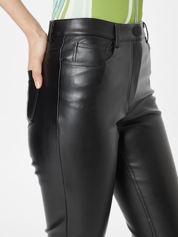 Regular Pantalon Tally Weijl en noir