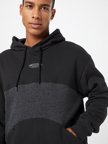 ADIDAS ORIGINALS Sweatshirt 'R.Y.V. Basic' in Black