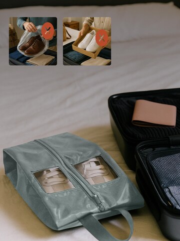 TRAVEL DUDE - Bolsa de viaje 'Schuhtaschen Set 2 Teilig aus recycelten Plastikflaschen, Schuhbeutel Organizer' en plata