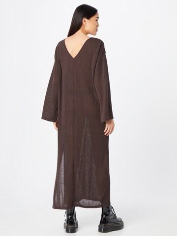 Monki Knit dress in Brown