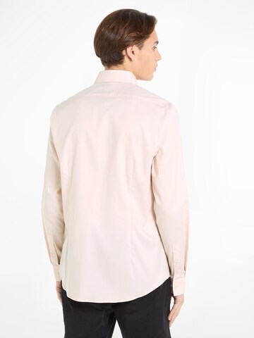 Calvin Klein Slim Fit Businesshemd in Beige