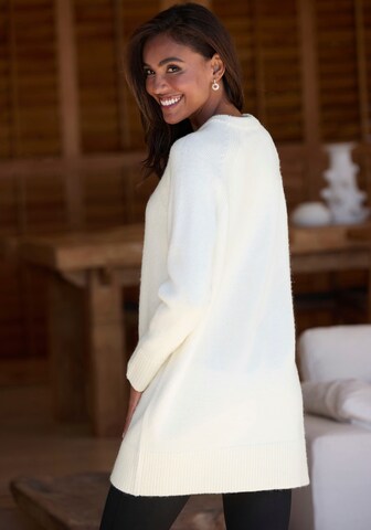 LASCANA Pullover in Beige