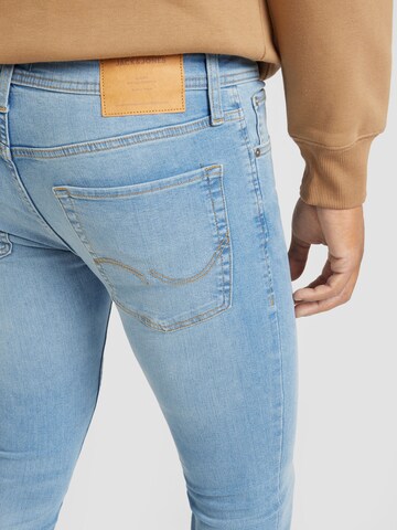Skinny Jeans 'Liam' di JACK & JONES in blu