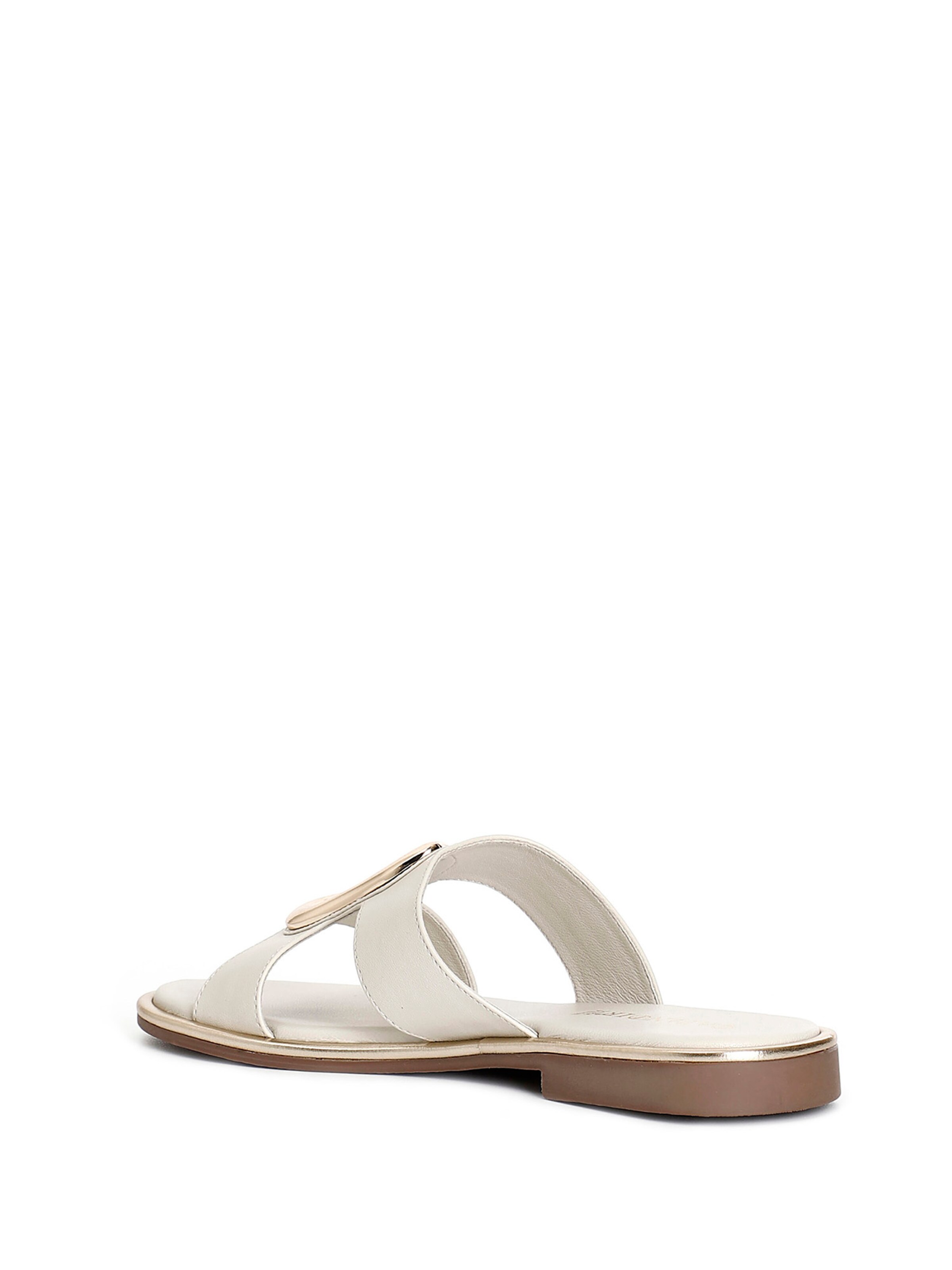 Sandalo di CAFè NOIR in beige