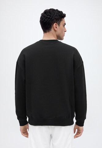 HOLLISTER Sweatshirt in Black