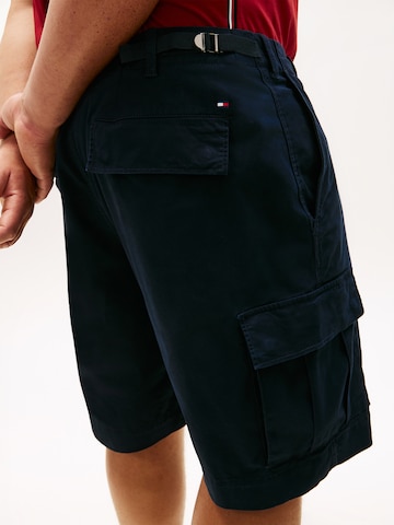Loosefit Pantalon cargo 'ESS' Tommy Hilfiger Big & Tall en bleu