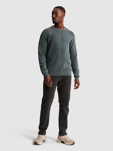 CAST IRON Tröja 'Pullover with raglan sleeves and allover rib texture' i blå