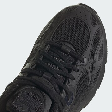 ADIDAS ORIGINALS Platform trainers 'Astir' in Black