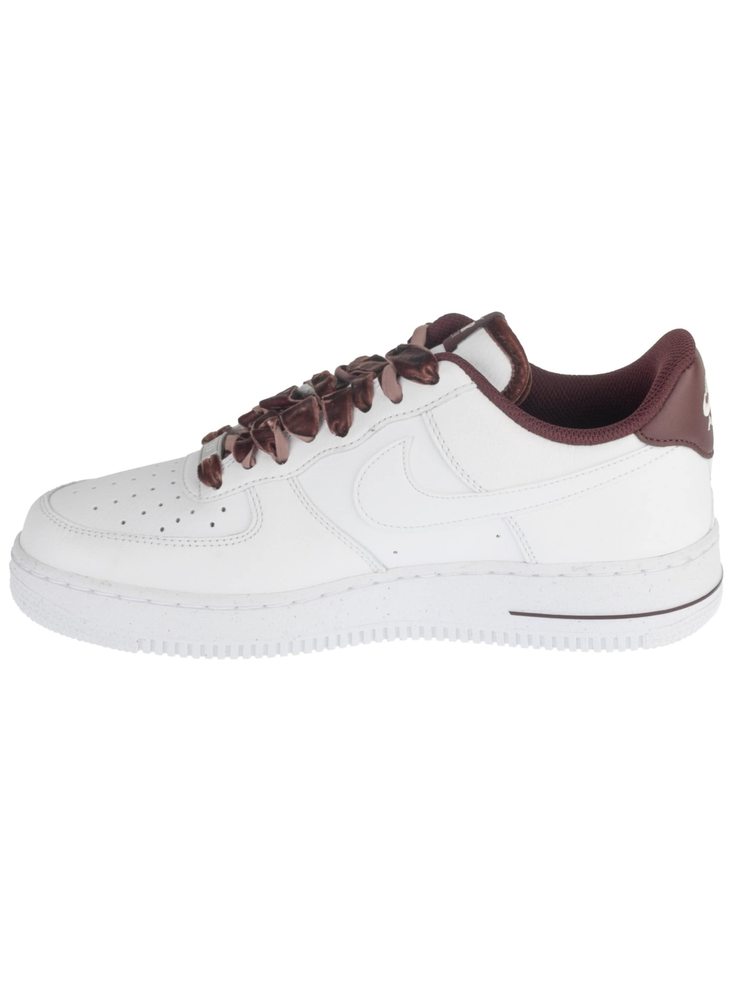 NIKE Sneakers laag 'Nike Air Force 1 07 Vintage' in Wit