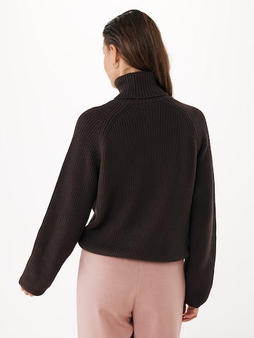 MEXX Пуловер в кафяво