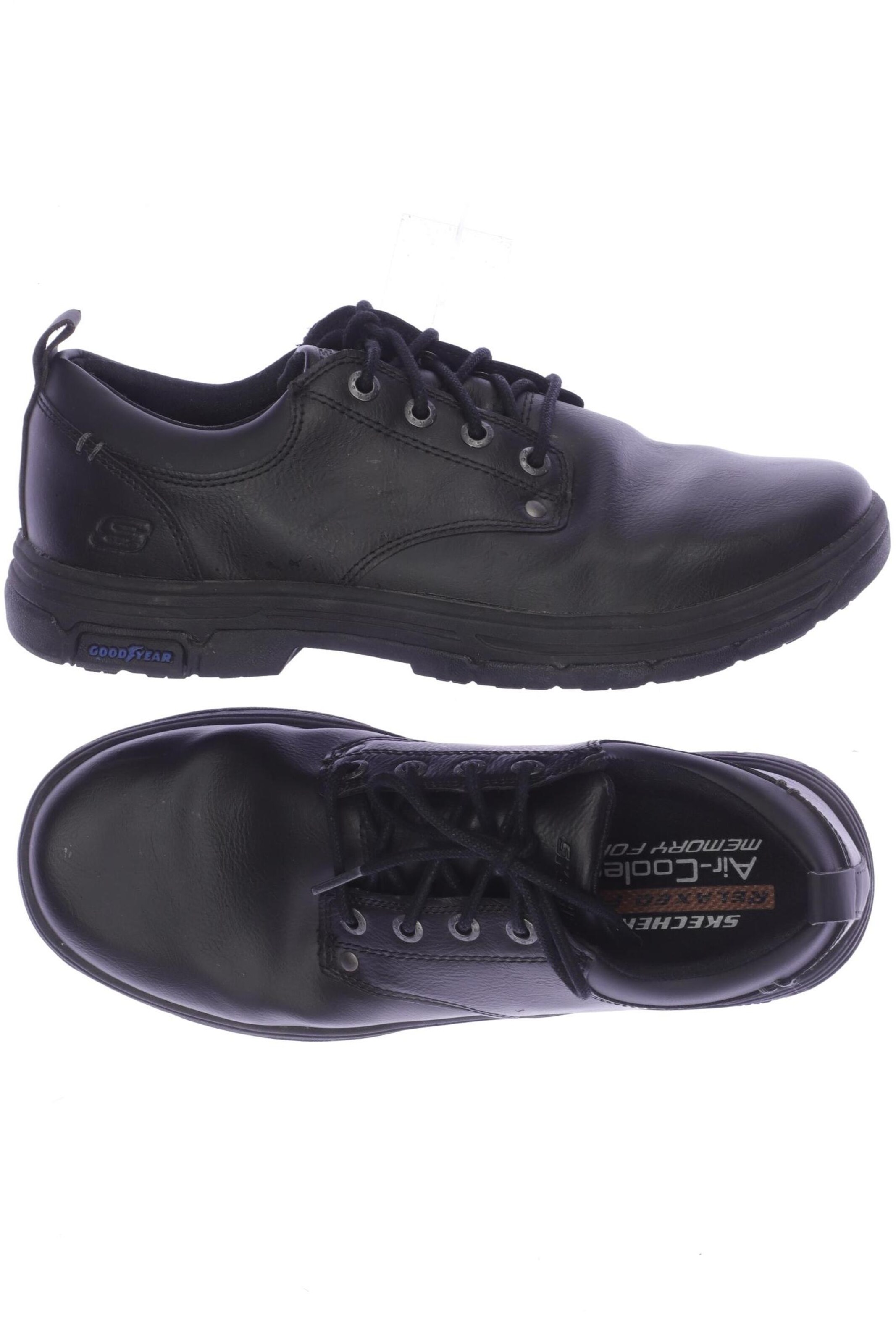 SKECHERS Flats & Loafers in 41 in Black: front