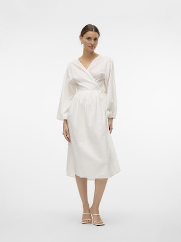 Robe VERO MODA en blanc : devant