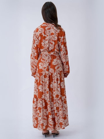 Robe ' Lola ' TEESHOPPEN en orange : derrière