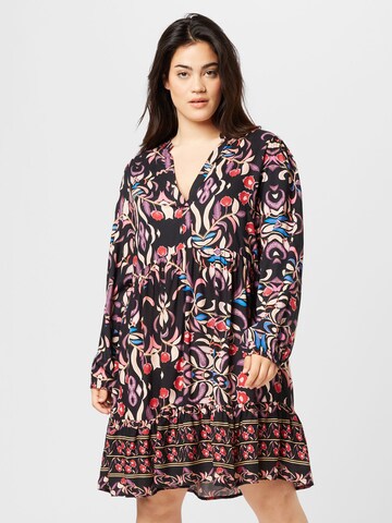 Robe 'Nolana' ONLY Carmakoma en noir : devant