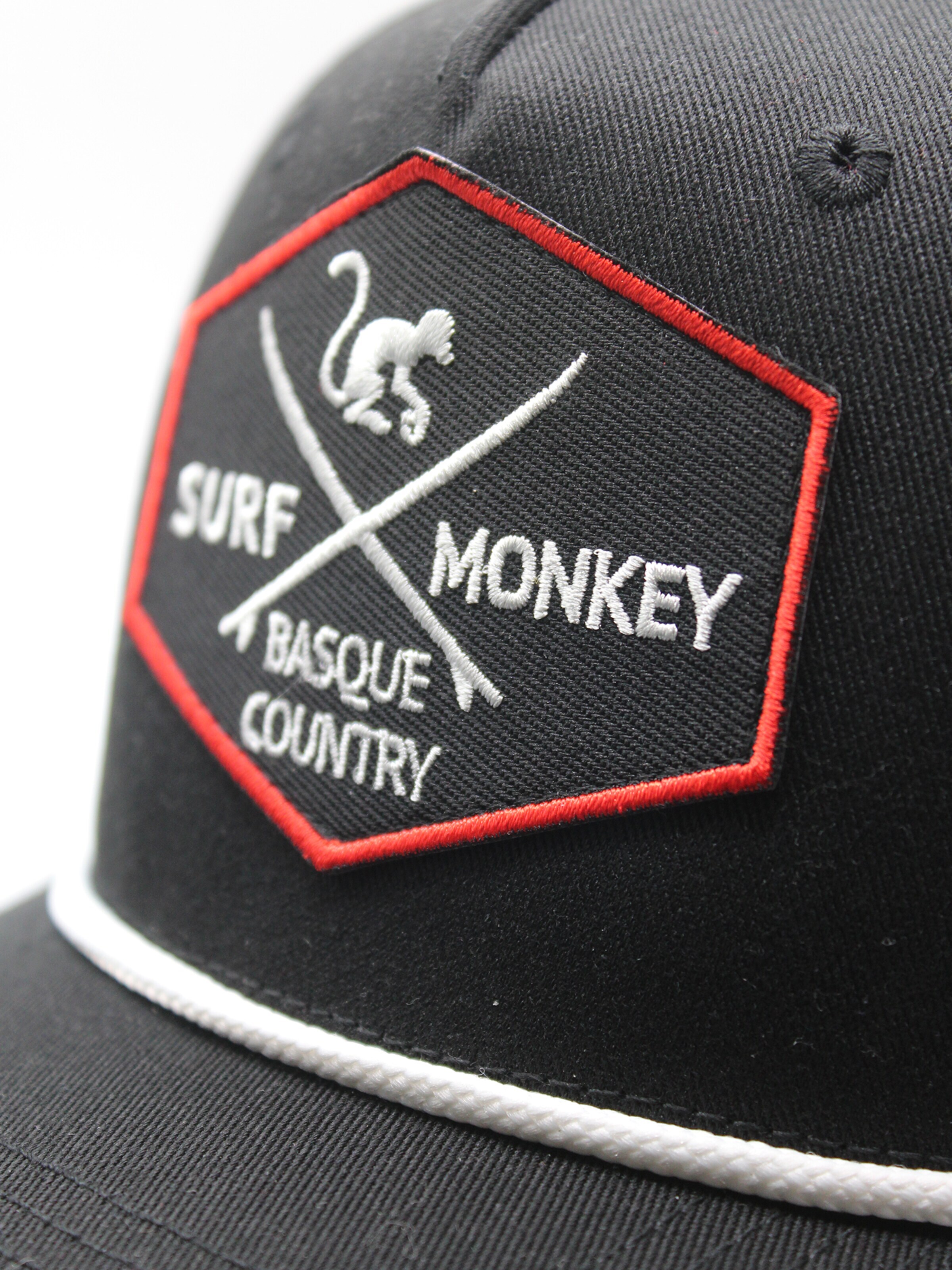 Surf Monkey Czapka sportowa 'Baseballkappe mit Kordel' w kolorze czarny
