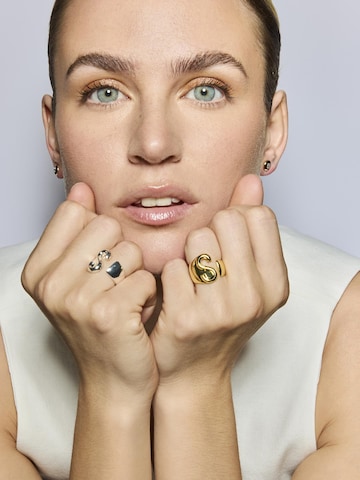 Luxenter Ring 'Alphabet S'‌ in Gold